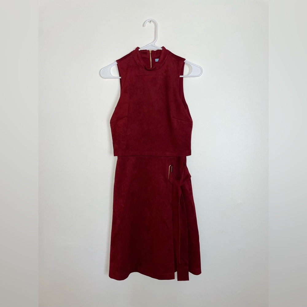 Elegant Sleeveless Antonio Melani Burgundy Dress